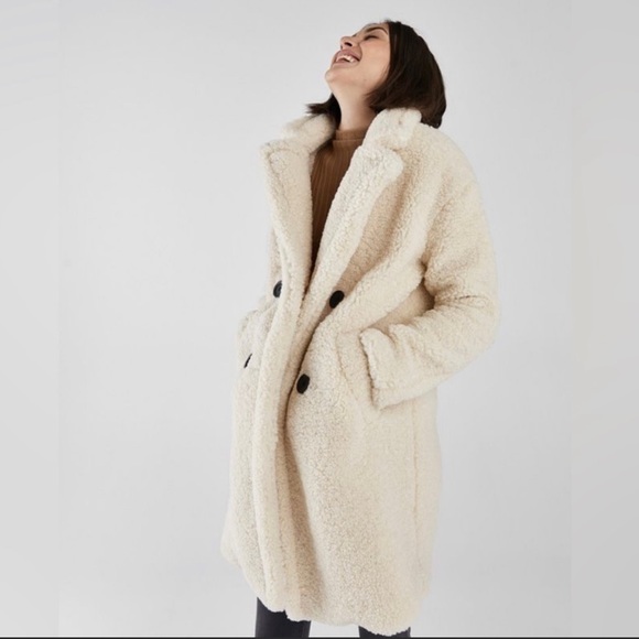 Bershka | Teddy Coat | XS - Picture 5 of 5